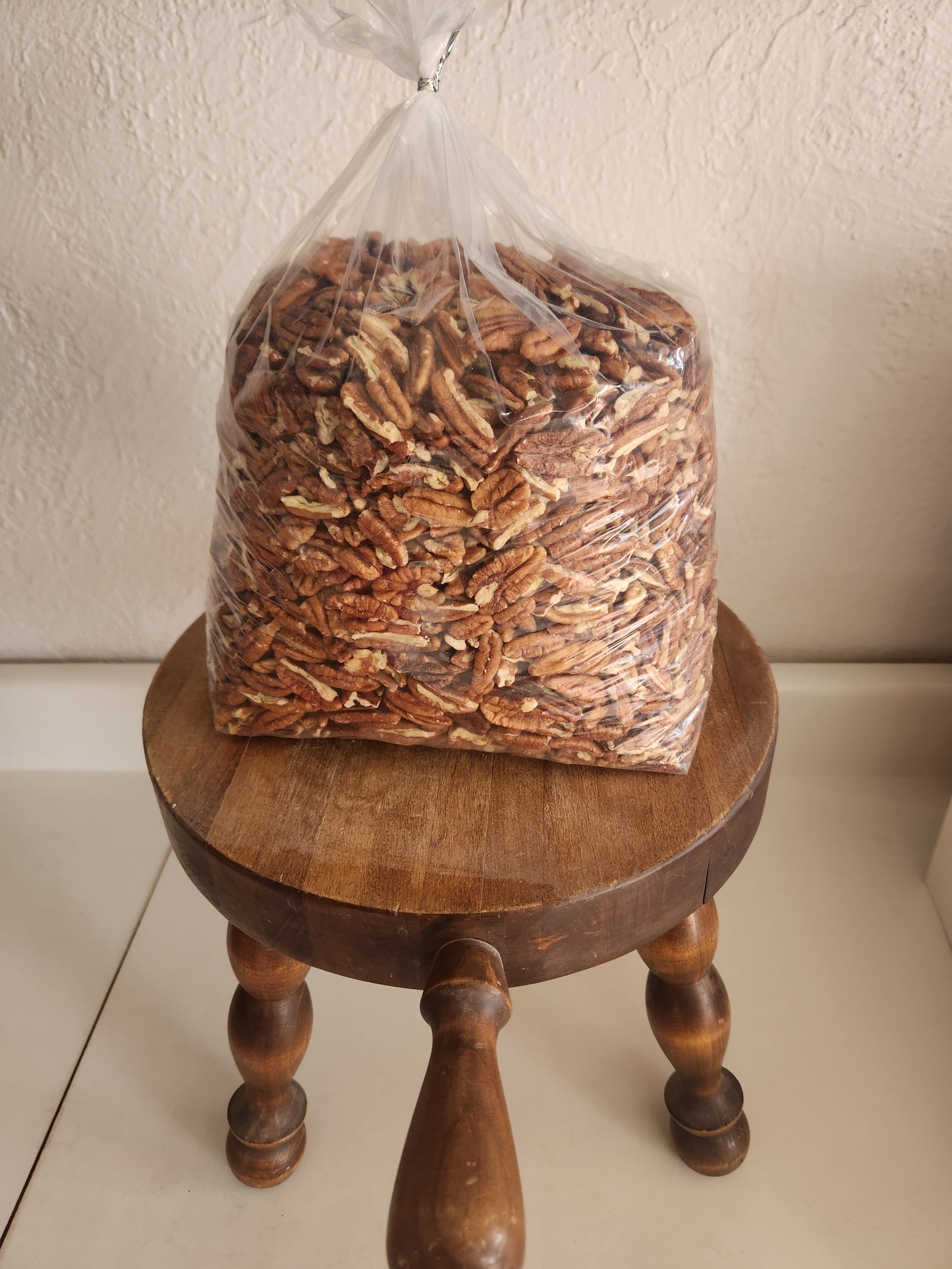 Fresh Pecan Pieces